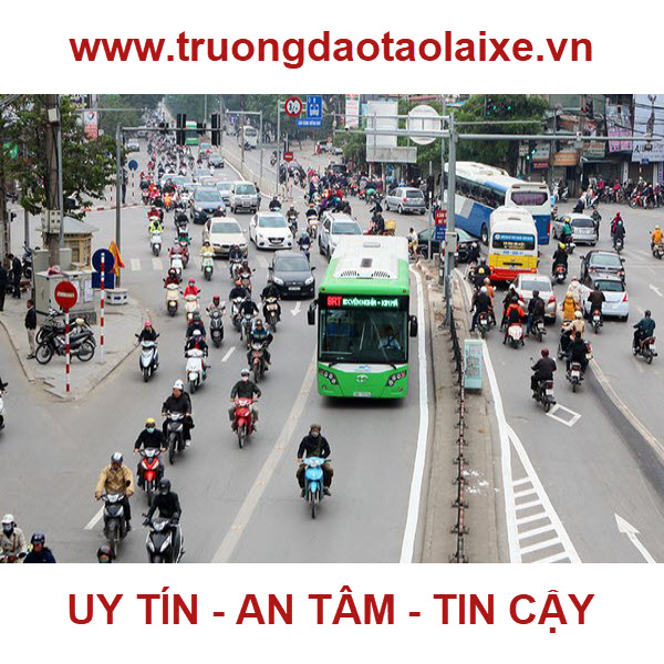 Quy tắc tránh xe đi ngược chiều khi tham gia giao thông