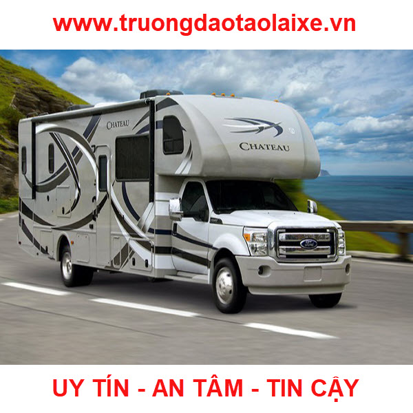 Biến ô tô cũ thành 'ngôi nhà di dộng' cần chú ý gì?